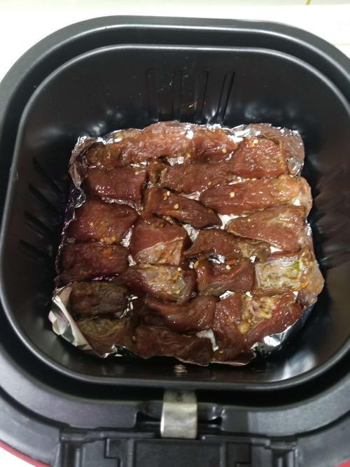 空气炸锅牛肉烤多久