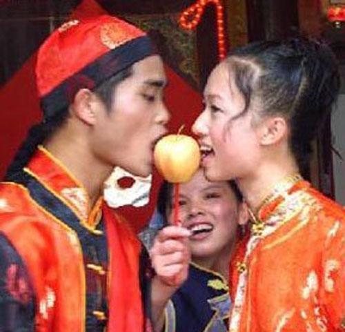 闹洞房是什么意思