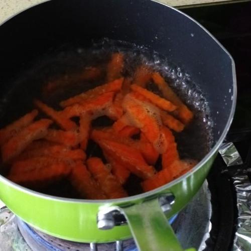 辣胡萝卜条的腌制做法