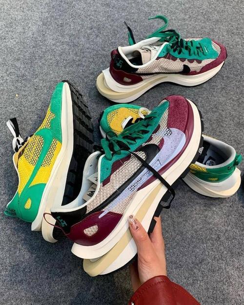 sacai联名nike鞋底硬吗