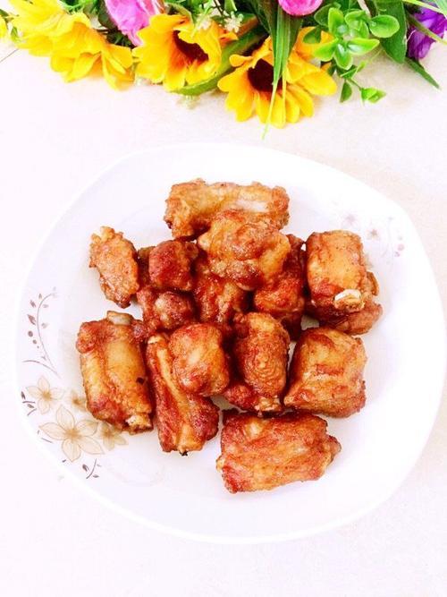 炸排骨的做法