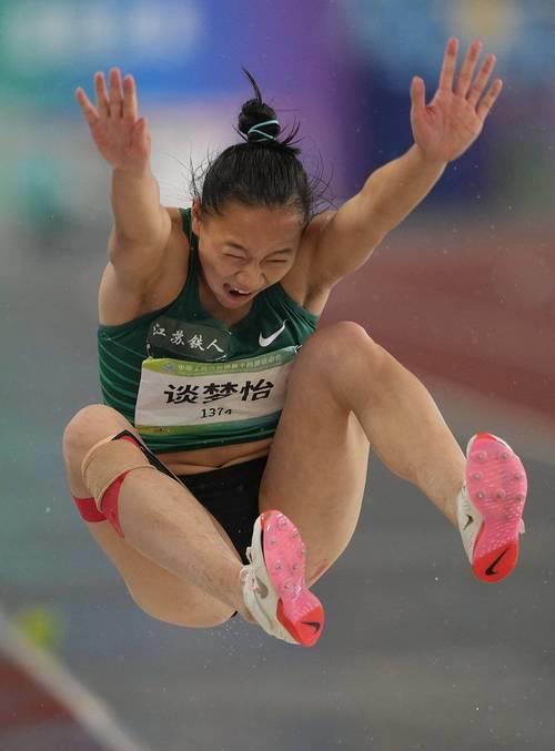 世界女子跳远记录是多少