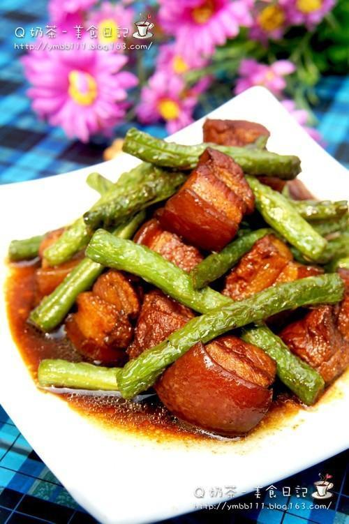 红烧肉煸豆角的做法