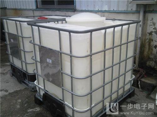 一吨水多少元