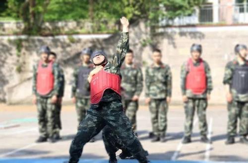 紧急集合哨音几长几短