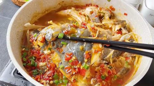 怎样做酸辣鱼头