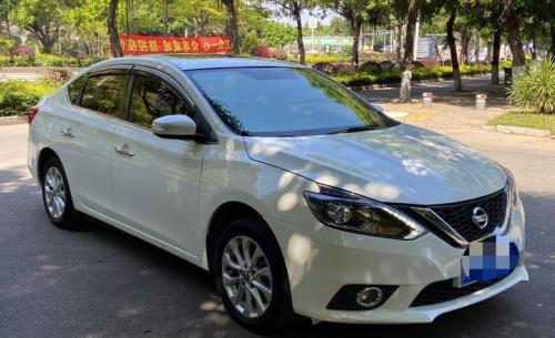 18款轩逸豪华版与尊享版的差价