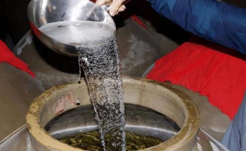 什么是固液法白酒