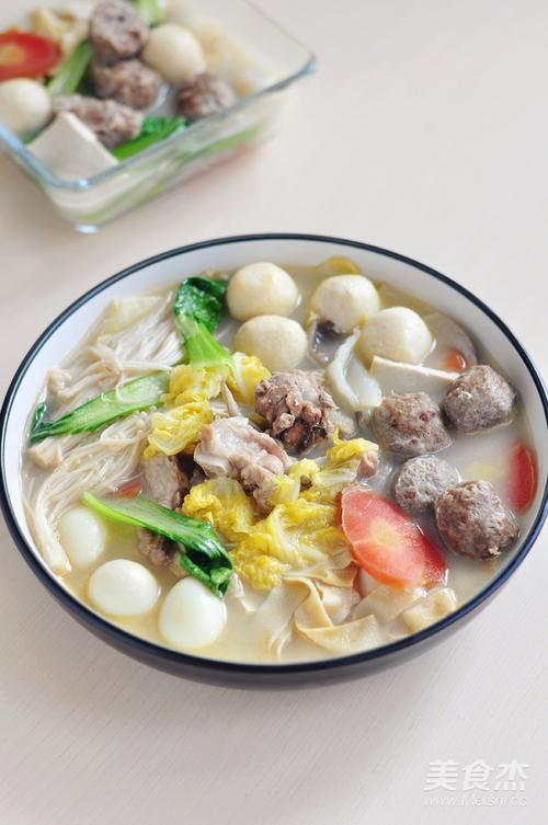 红烧丸子烩菜家常做法