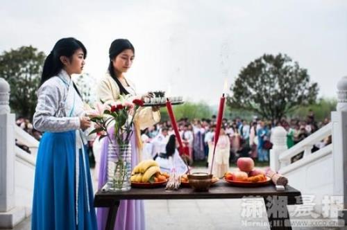 祭拜与拜祭的区别