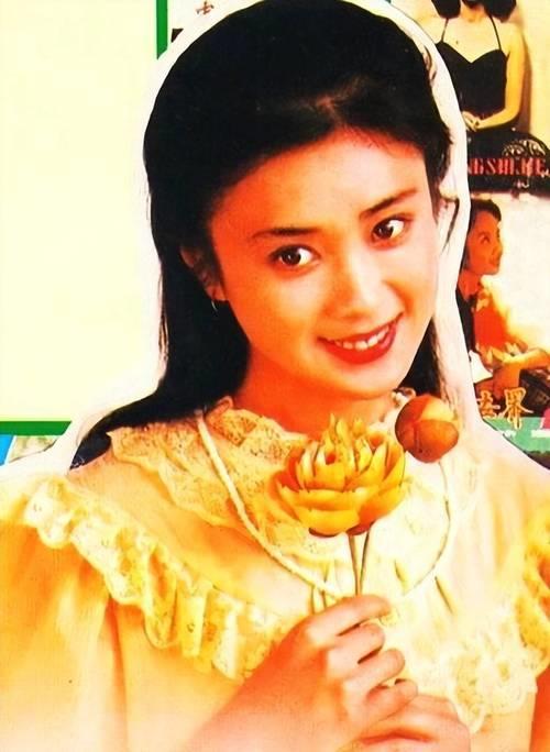 傅艺伟多高