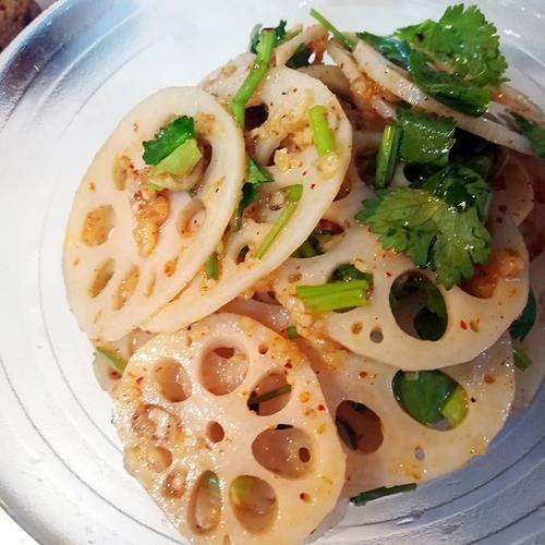 酸甜凉拌藕片最正宗的做法