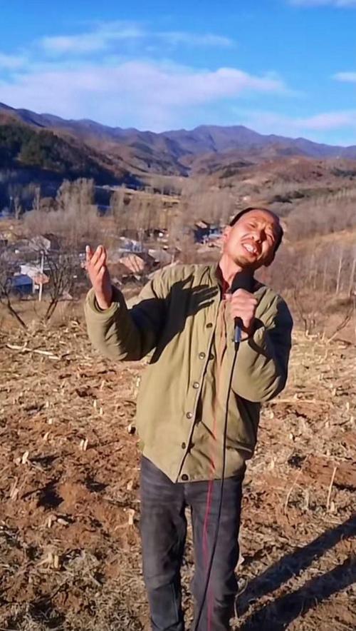 守山大叔上春晚演的什么