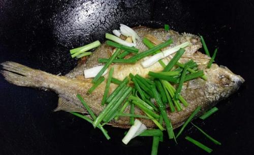 香煎黄鱼鲞怎么做