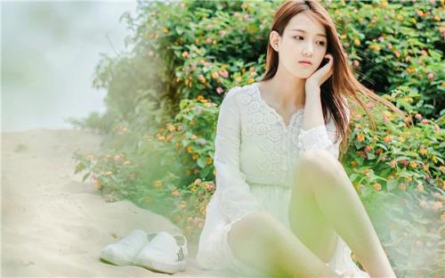 女孩子说配不上你什么意思