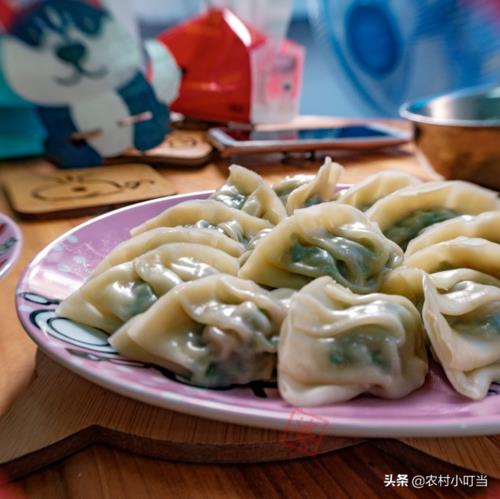 大年初一吃馄饨的文案