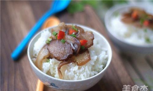 腊肉米饭最正宗的做法