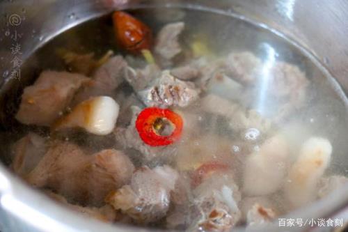 炖羊肉怎么样让羊肉快速炖烂