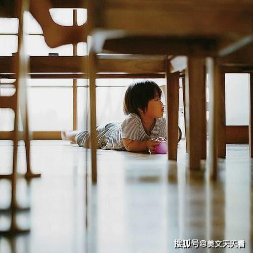 抵达天真的意思