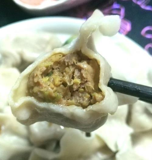 蒜黄猪肉水饺怎么做
