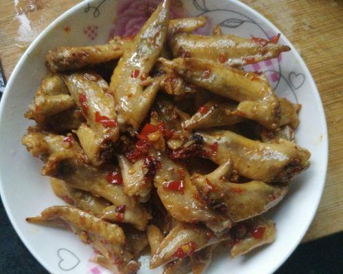家庭版鸡翅尖做法不辣