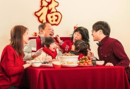 女儿吃饭发朋友圈的句子