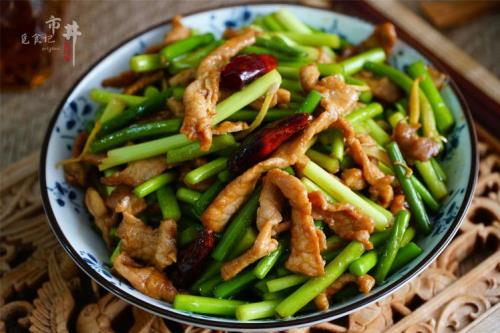 蒜苔炒肉片