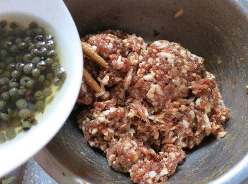 100斤肉馅放几斤盐