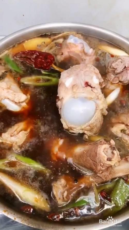 清炖大骨头什么时候放盐