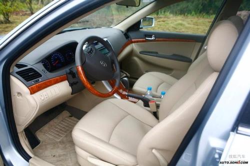 现代领翔后座怎么拆