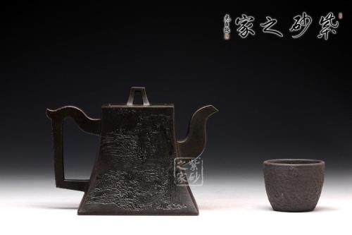 钟食鼎鸣是什么意思