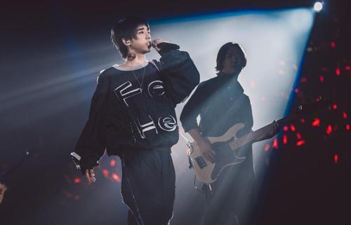 华晨宇虚拟与现实属于什么曲风