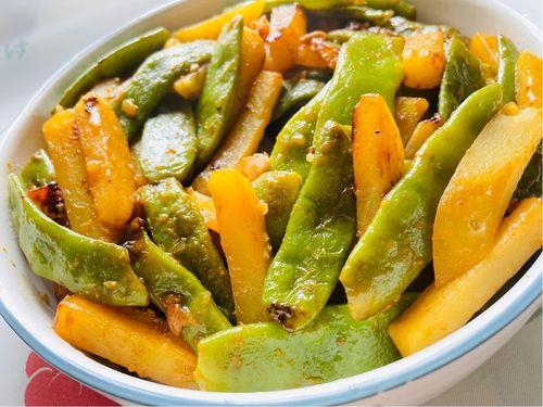 家常土豆炖豆角的家常做法
