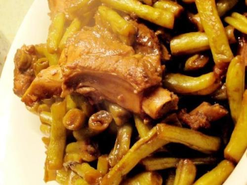 老饭骨排骨烩豆角