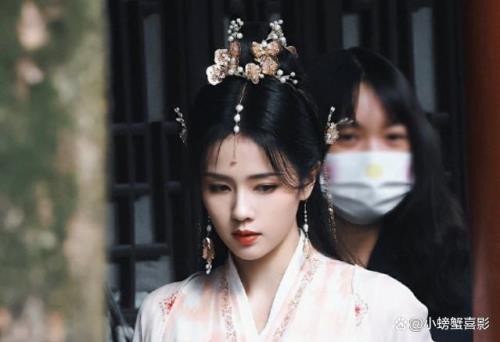 白鹿九月份拍的什么剧
