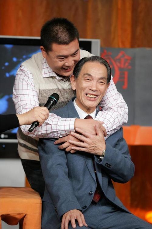 谢添几个子女