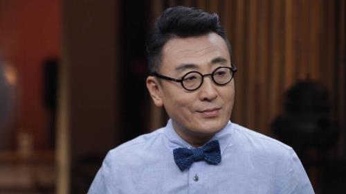 窦文涛90年主持哪个节目