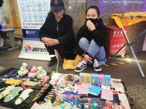 小小孩子适合摆什么地摊