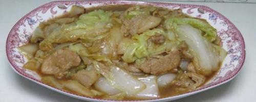白菜炒肉热量