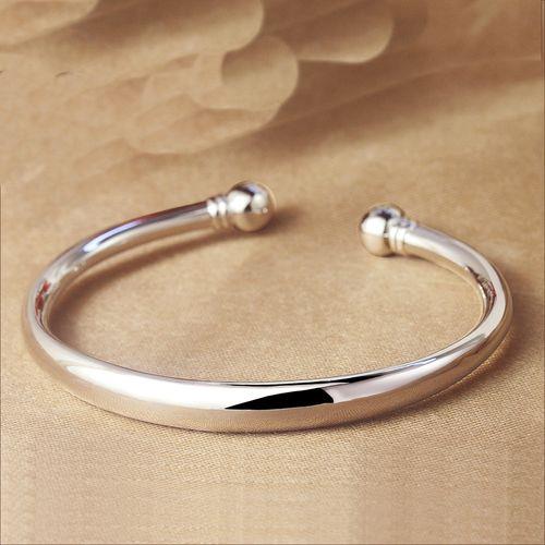 胶囊壳和开水洗银手镯可以吗