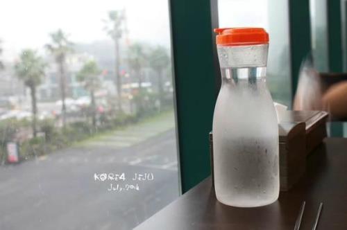 为什么冰水瓶子扁