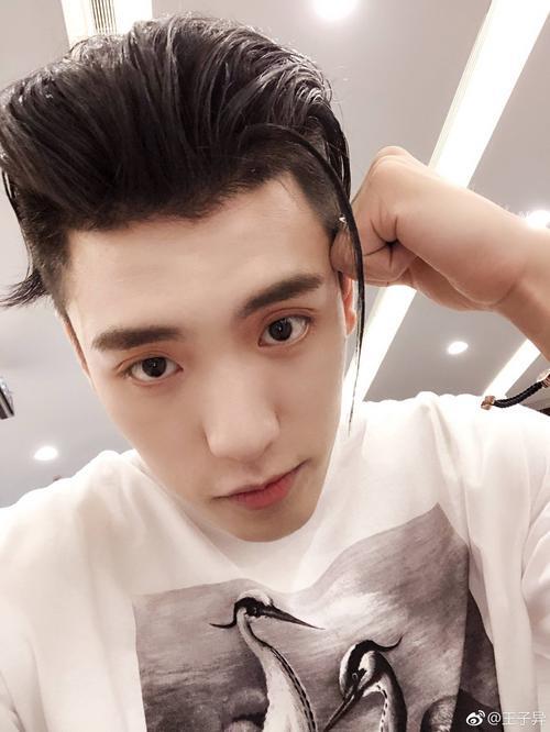 王子异是不是ninepercent里面的人