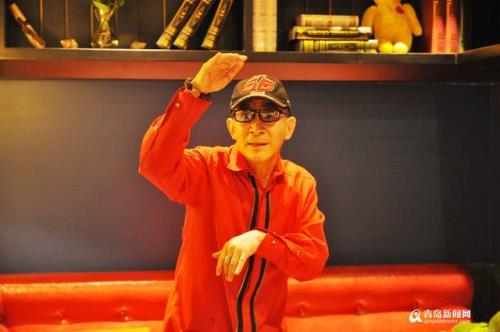六小龄童为什么叫六小龄童呢