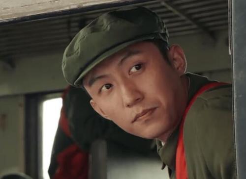 归路片头曲谁唱的
