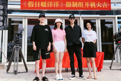 高叶和彭冠英是同学吗