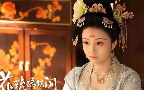 花琉璃轶闻丫鬟谁演的