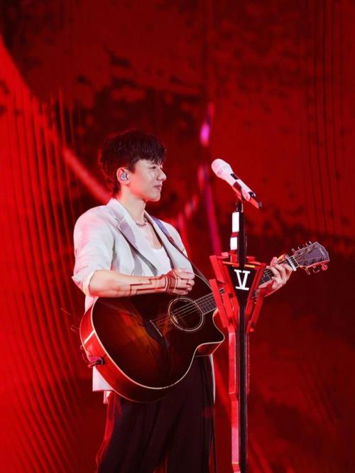 张杰李荣浩演唱会谁的值得看