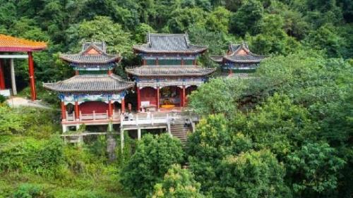 首阳山鹿峰村收门票吗