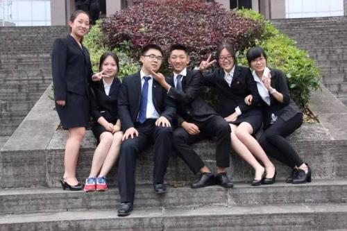 吉连妍欣毕业于哪个学校