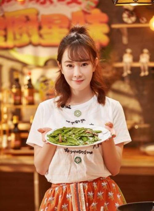 半是蜜糖半是伤里面有张檬吗